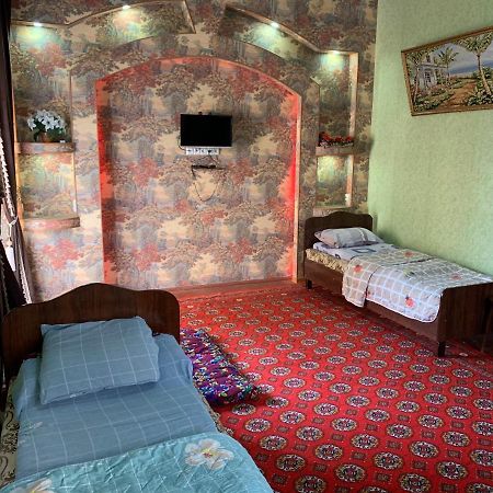 Muharram Homestay In The Neighborhood Of The Registan Square, 家族 ゲストハウス サマルカンド エクステリア 写真