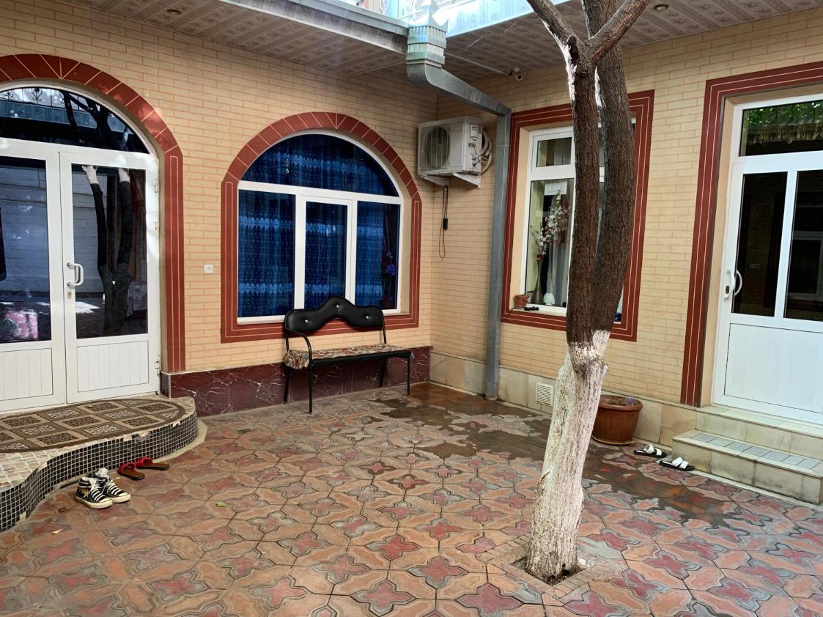 Muharram Homestay In The Neighborhood Of The Registan Square, 家族 ゲストハウス サマルカンド エクステリア 写真