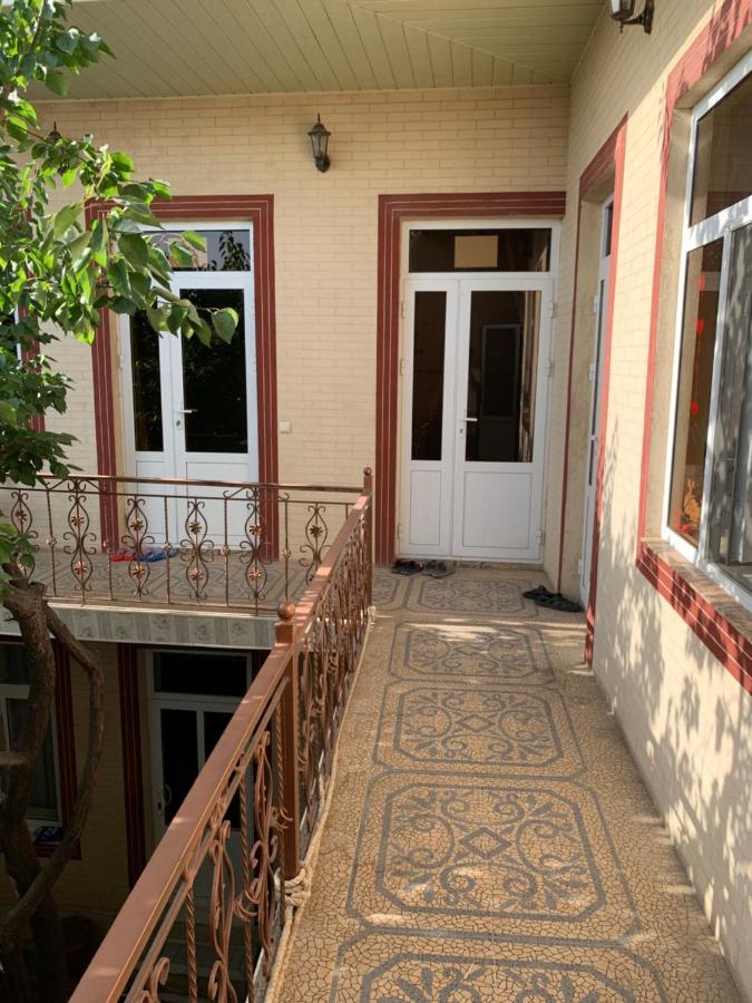 Muharram Homestay In The Neighborhood Of The Registan Square, 家族 ゲストハウス サマルカンド エクステリア 写真