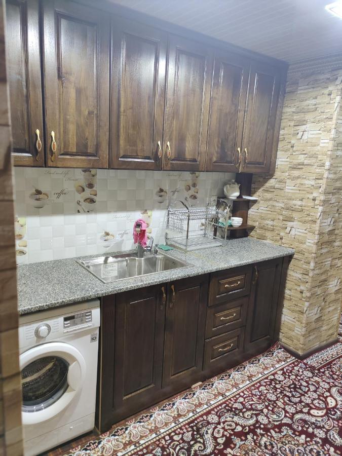 Muharram Homestay In The Neighborhood Of The Registan Square, 家族 ゲストハウス サマルカンド エクステリア 写真