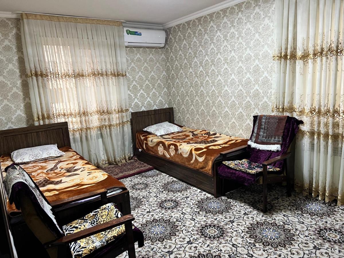 Muharram Homestay In The Neighborhood Of The Registan Square, 家族 ゲストハウス サマルカンド エクステリア 写真